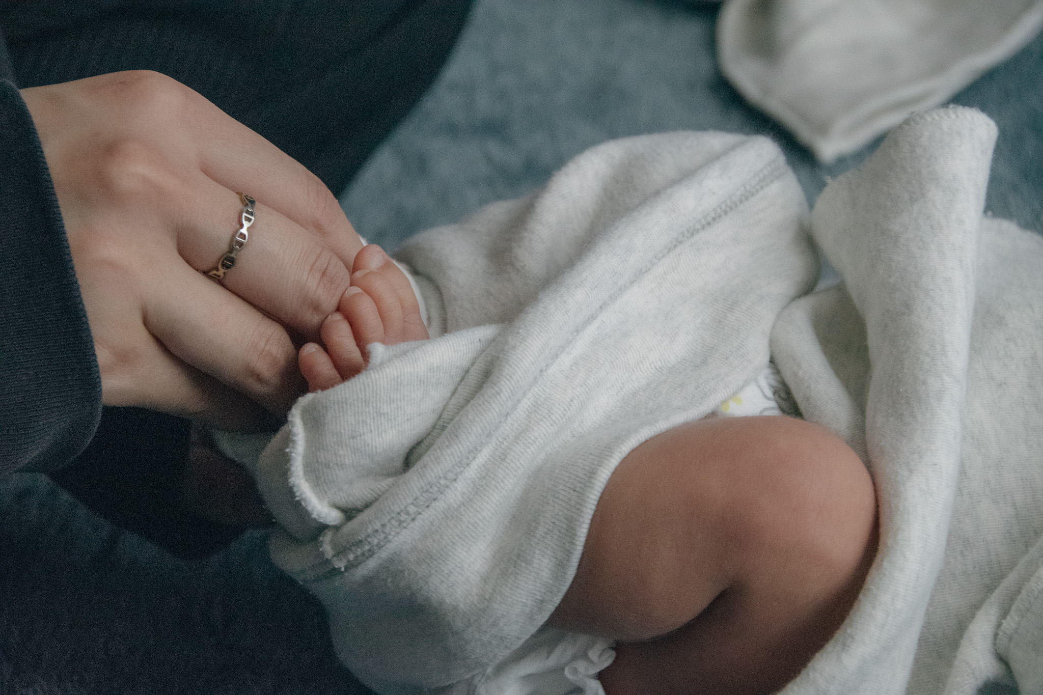 広島のニューボーンフォト出張撮影